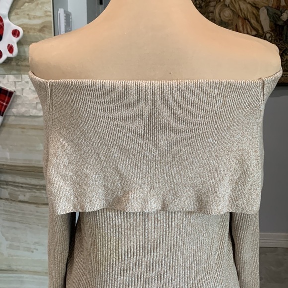 New York & Co. 7th Avenue‎ Tan Off Shoulder Wide Layered Ribbed Sweater Size M - Picture 5 of 7